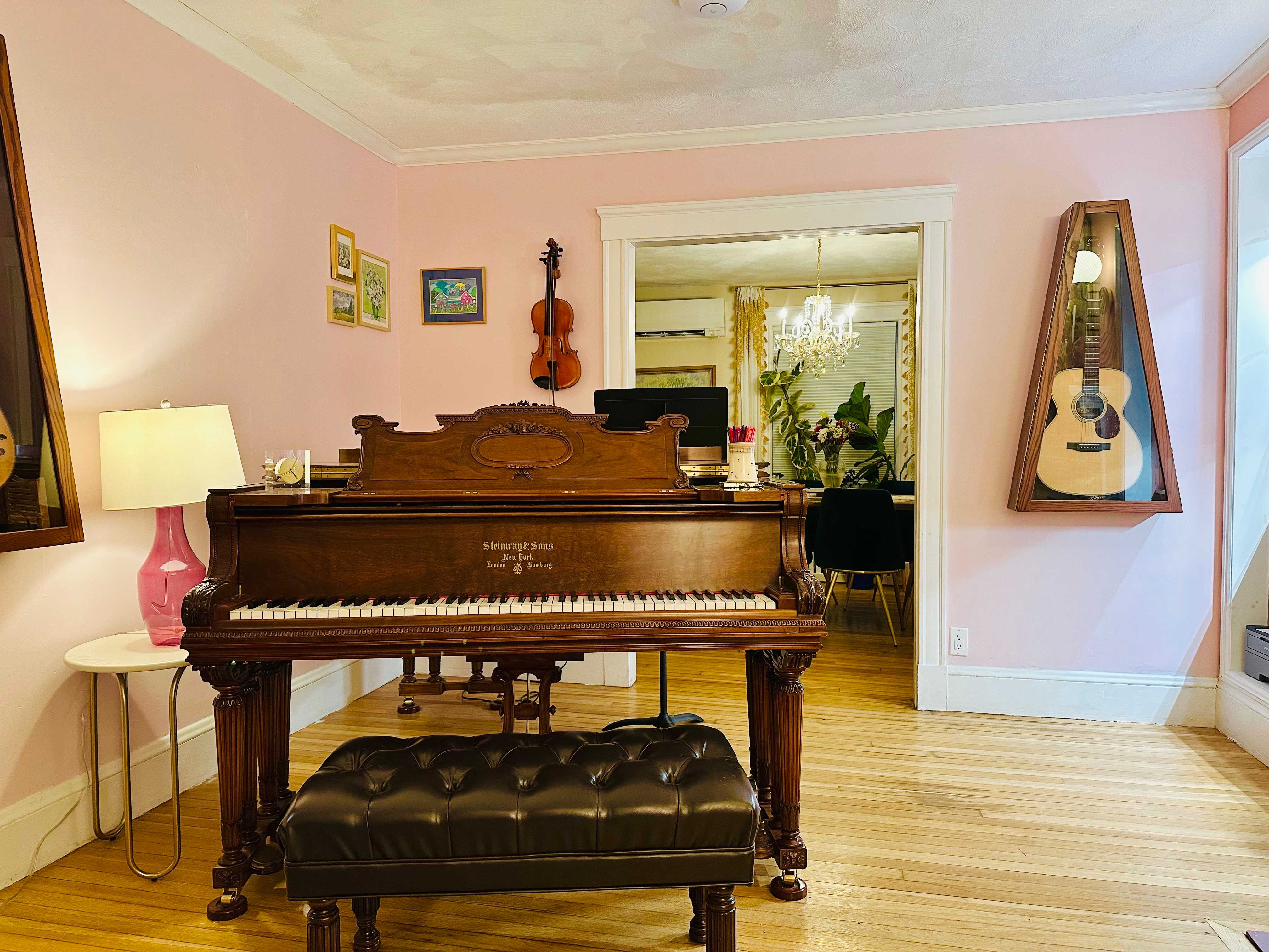 Room with instruments